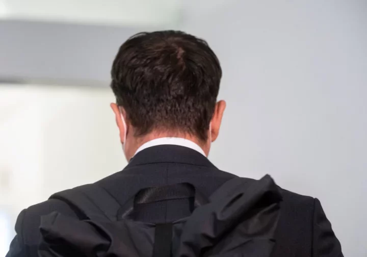 Zweifel an Thomas Schmid: Er soll im Verfahren rund um Postenbesetzungen falsch ausgesagt haben, denn vier Beamte des Finanzminister widersprachen seiner Darstellung. Daher wird gegen Schmid wegen Falschaussage ermittelt. Foto (Schmid, 2022): Imago, Martin Juen