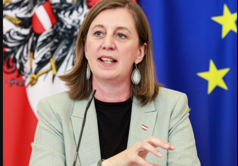 Finanz-Staatssekretärin Barbara Eibinger-Miedl: Mehr private Vorsorge für Ruhestand. Budget wird konsolidiert und gibt Impulse für den Aufschwung. Foto: Regina Aigner