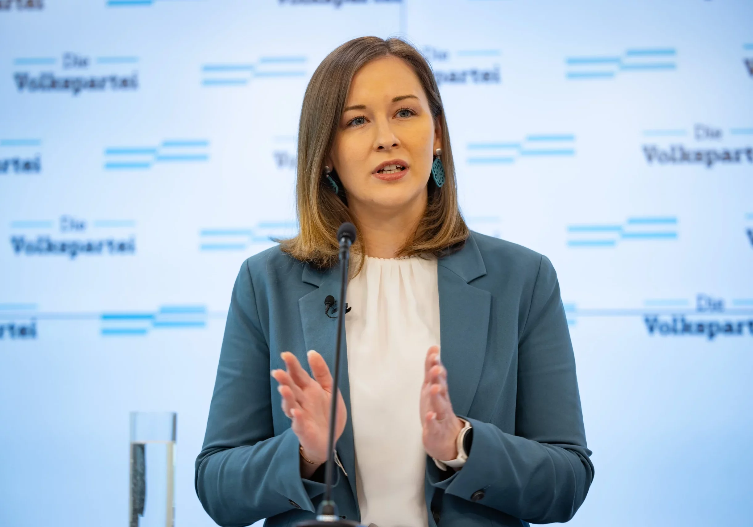 Familienministerin Claudia Bauer: Zivildienst verlängern, denn die demografische Entwicklung bringt eine Versorgungslücke im Sozial- und Gesundheitswesen. Fotos: Jakob Glaser