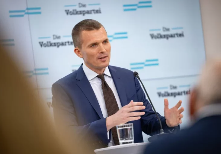 Der neue Generalsekretär der ÖVP, Markus Gstöttner ruft in Sachen Wehrdienstreform die Opposition zum Schulterschluss auf. Foto: Jakob Glaser