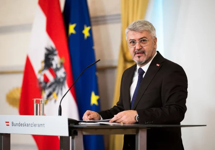 Krisenkoordinator Peter Oberhofer beruhigt: Die Lage in Österreich ist herausfordernd, insgesamt stabil und bewältigbar, erklärte er anlässlich von Beratungen zur Hitze. Foto: Christopher Dunker
