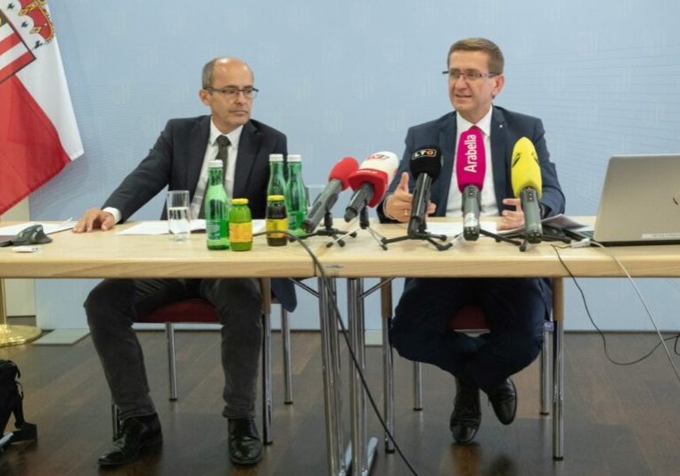 Bei einer Pressekonferenz am Dienstag präsentierte LR Markus Achleitner eine Studie, laut der 25 % der Pensionisten in Oberösterreich wieder arbeiten gehen würden, sofern es steuerliche Erleichterungen gäbe. Foto: Land OÖ / Daniela Sternberger
