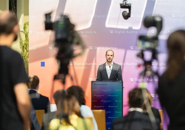 Digitalisierungsstaatssekretär Florian Tursky ist künftig für die Umsetzung der europäischen Digitalstrategie zuständig. Foto: Schrötter