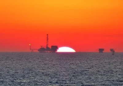 Finanzminister Magnus Brunner drängt auf eine neue Strategie für den Klimaschutz, konkret gegen Treihausgase. Kohlendioxid sollte im Boden gespeichert werden können. Die Möglichkeiten werden bei einem Dialog beraten, zu dem Brunner Experten und Sozialpartner lädt. Foto: Hartmut910/pixelio