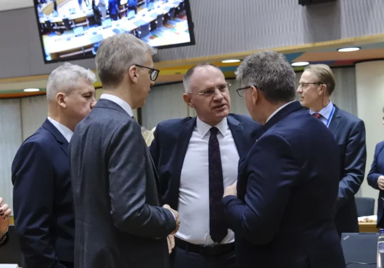Migration beschäftigt Österreich stärker als EU-Durchschnitt: Innenminister Karner mit EU-Ressortkollegen. Foto: EU