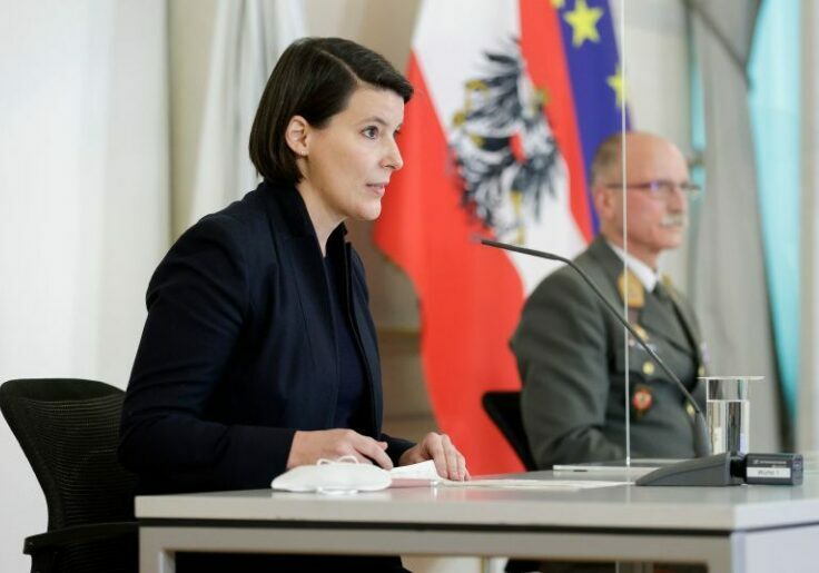 Pressekonferenz der Taskforce GECKO mit der Generaldirektorin für die öffentliche Gesundheit Katharina Reich und Generalleutnant Norbert Gehart. Foto: BKA / Andy Wenzel