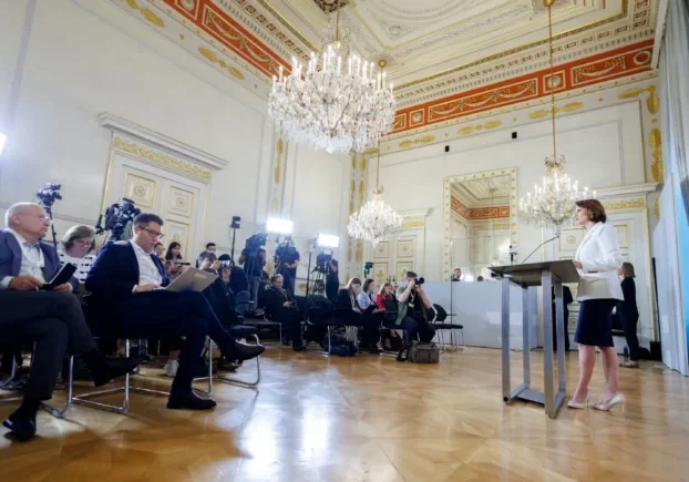 Karoline Edtstadler: Mehr Förderung für österreichisch-jüdisches Kulturerbe. Foto: A. Wenzel