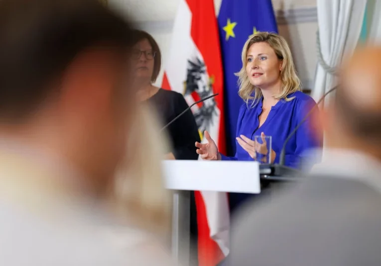 Integrationsministerin Susanne Raab bei der Vorstellung des diesjährigen Integrationsbericht. Foto: Andy Wenzel