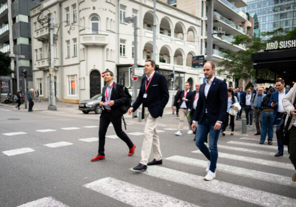 Bei der Zukunftsreise nach Israel mit WKÖ-Präsident Harald Mahrer, Staatssekretär für Digitalisierung Florian Tursky und Vertretern österreichischer Technologiebetriebe steht das Thema Innovation im Vordergrund. Foto: BMF