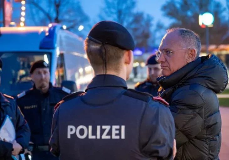 Bild-007-_c_-BMI-Jürgen-Makowecz-_1_