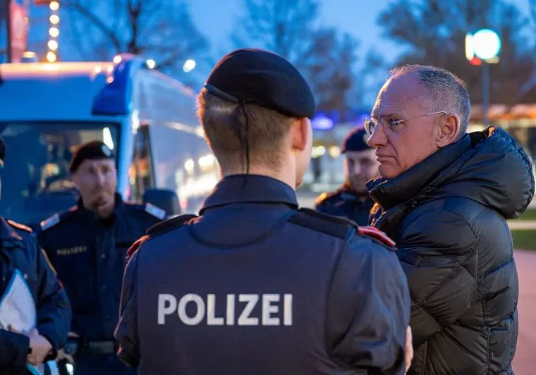 Bild-007-_c_-BMI-Jürgen-Makowecz-_1_