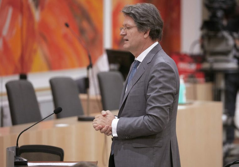 Ex-Kurier-CR Brandstätter als Mandatar der NEOS. Foto: Parlamentsdirektion/ Thomas Topf