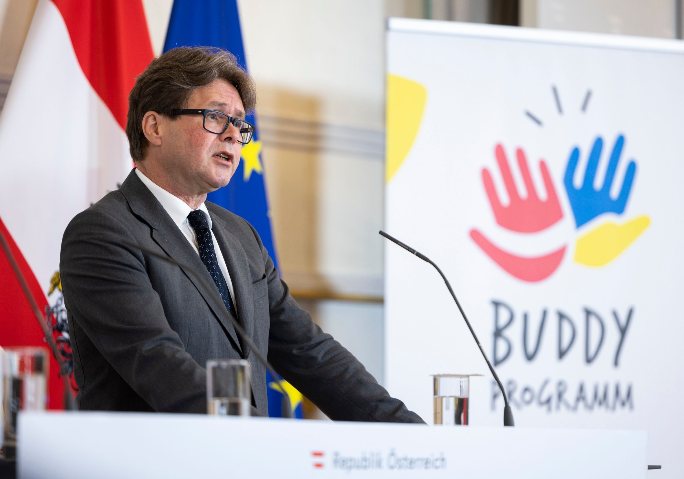 Mehr Mittel für Assistenz, Sozialarbeit und Ganztagesplätze an Schulen: Bildungsminister Martin Polaschek. Foto: Bka/Christopher Dunker
