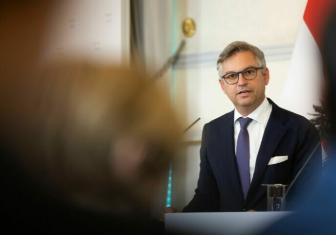 Österreich schafft die kalte Progression in der Lohnsteuer ab: Finanzminister Magnus Brunner. Foto: Bka/Christopher Dunker