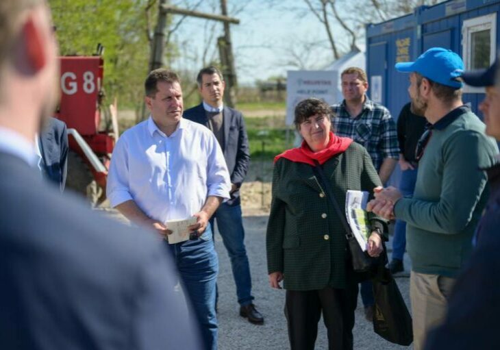 Erste Vertriebene kehren in die Ukraine zurück.Noch lässt sich nicht abschätzen wie lange Vertriebene aus der Ukraine in Österreich bleiben. Flüchtlingskoordinator Michael Takac war vor wenigen Tagen in Moldau und machte sich ein Bild über die Flüchtlingssituation direkt an der ukrainischen Grenze. Foto: Jürgen Makowecz