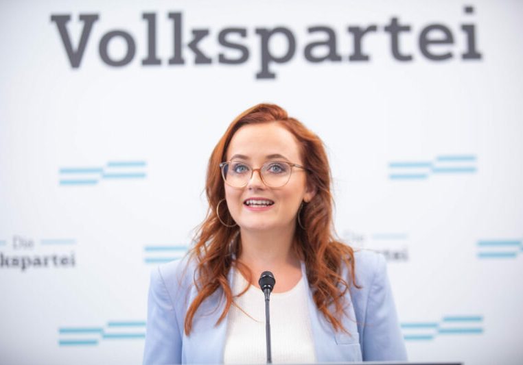 Die SPÖ fällt tiefer in die Skandale. Neben ihrer Billigstmiete in bester Wiener Innenstadtlage und den ständigen Gebührenerhöhungen in Wien, kommen nun auch noch horrende Ausgaben für Inserate zu Tage. Das gab die Generalsekretärin der ÖVP, laura Sachslehner am Donnerstag bekannt. Foto: ÖVP