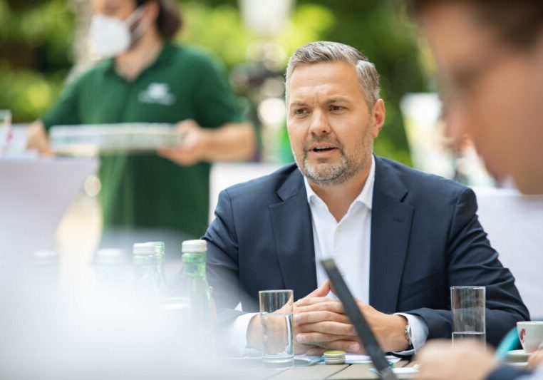 Für Glaubwürdigkeit, gegen Lauschangriff: VP-Abg. Axel Melchior. Foto: ÖVP/ Jakob Glaser