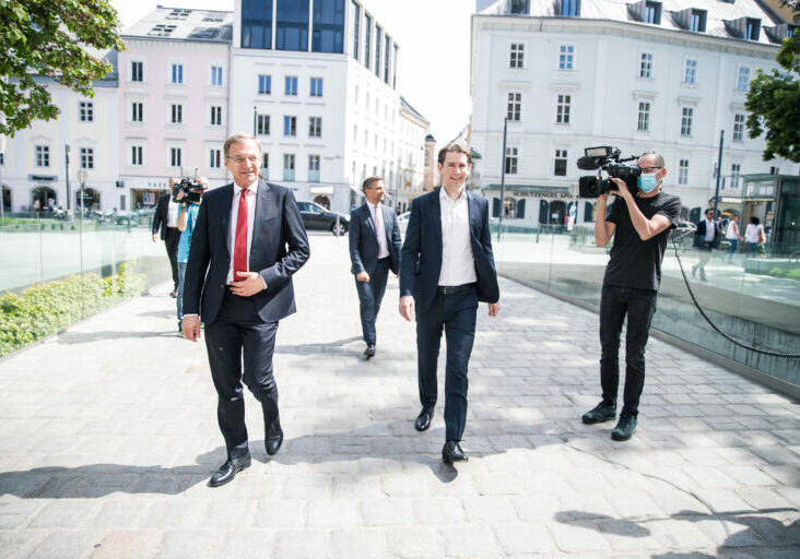 Bundeskanzler Sebastian Kurz unterstützt LH Thomas Stelzer & die VP-Oberösterreich. - Foto: Land OÖ I Max Mayrhofer