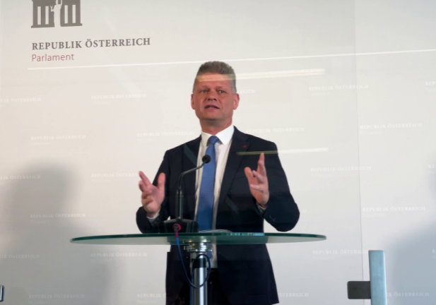 In den kommenden zwei Tagen dreht sich alles um die Arbeit der Ermittlungsbehörden, erläuterte VP-Abgeordneter Andreas Hanger. Foto: Zur-Sache.at / Michael Tögel
