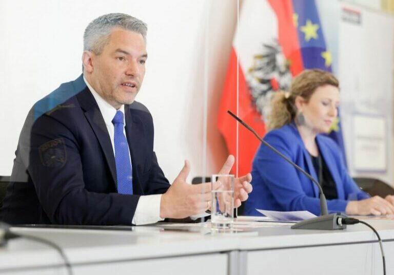 Pressekonferenz "Verschwörungstheorien in Zeiten der COVID-19-Pandemie"