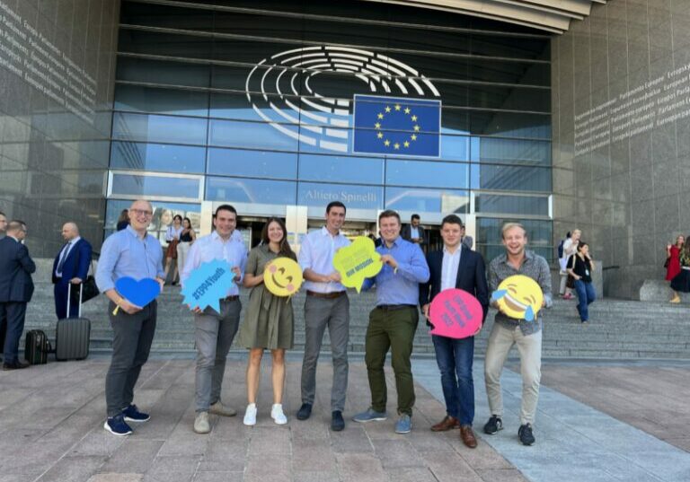 Vier Tage Europa intensiv: Bei der EVP-Jugendwoche debattierten Jugendliche mit Kommissaren und Abgeordneten die aktuellen Themen und Agenda der Jugend. Foto: EVP / ÖVP-Delegation