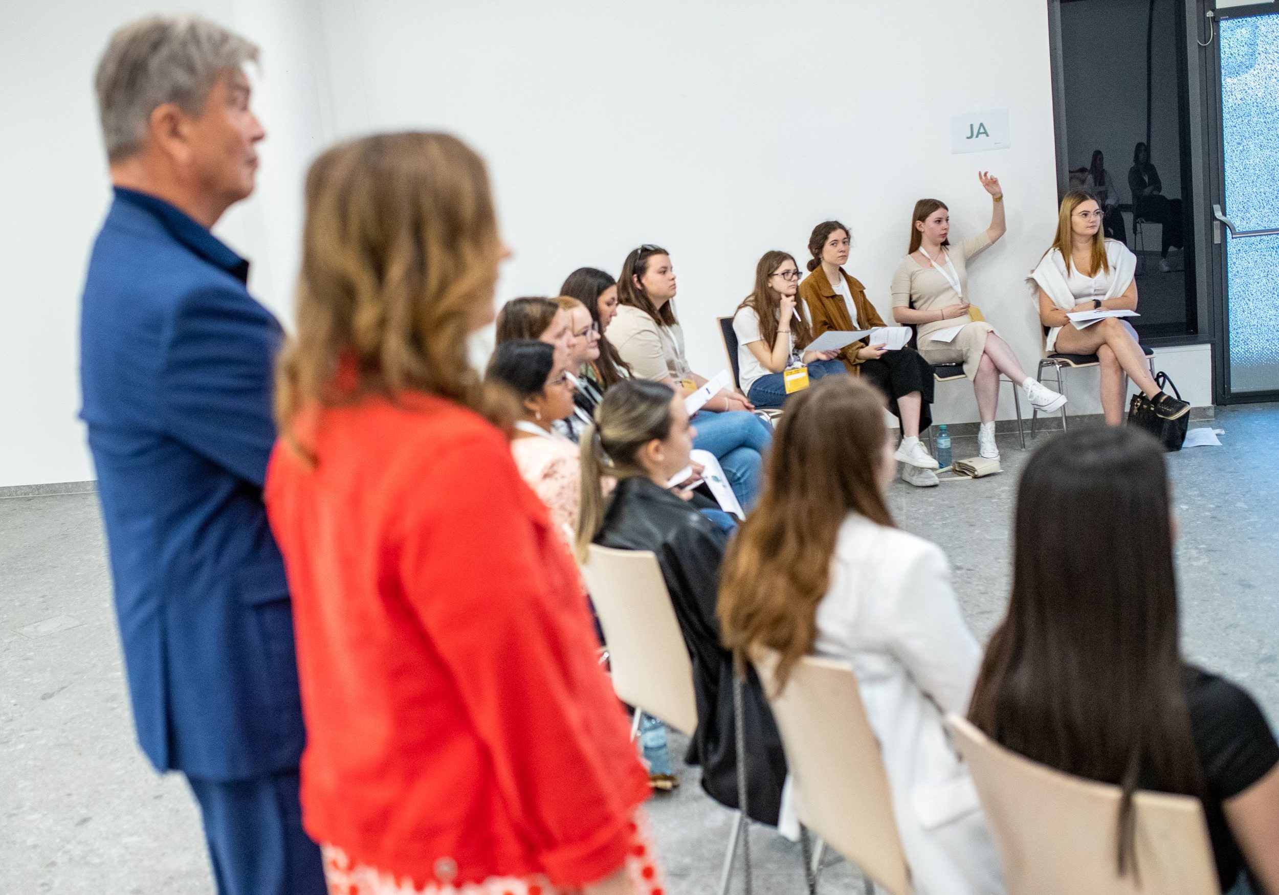 Staatssekretärin Claudia Plakolm zu Gast beim Zukunftstag der Lehre. Foto: BKA/ Melicharek