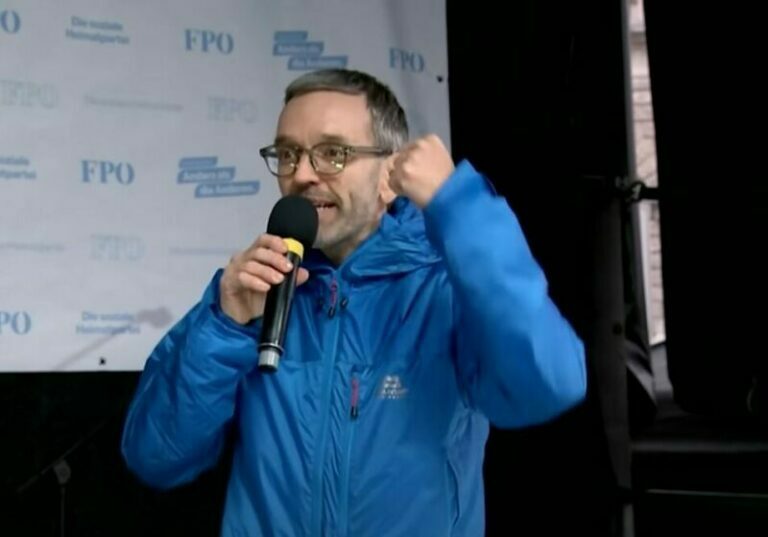 Die Nähe zu Rechtsextremen und Identitären macht die Kickl-FPÖ zum Sicherheitsrisiko, stellt ÖVP-Klubchef Ernst Gödl fest. Foto: Screenshot FP-TV