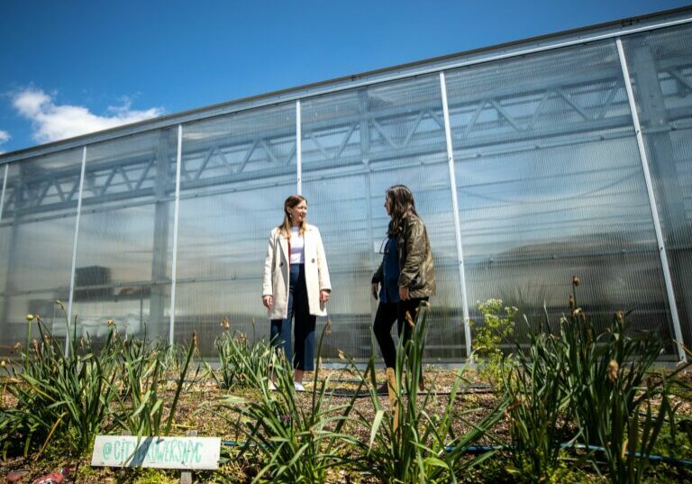 Im Bild bei dem Besuch der Brooklyn Grange Rooftop Farm im Sunset Park. Foto: BKA