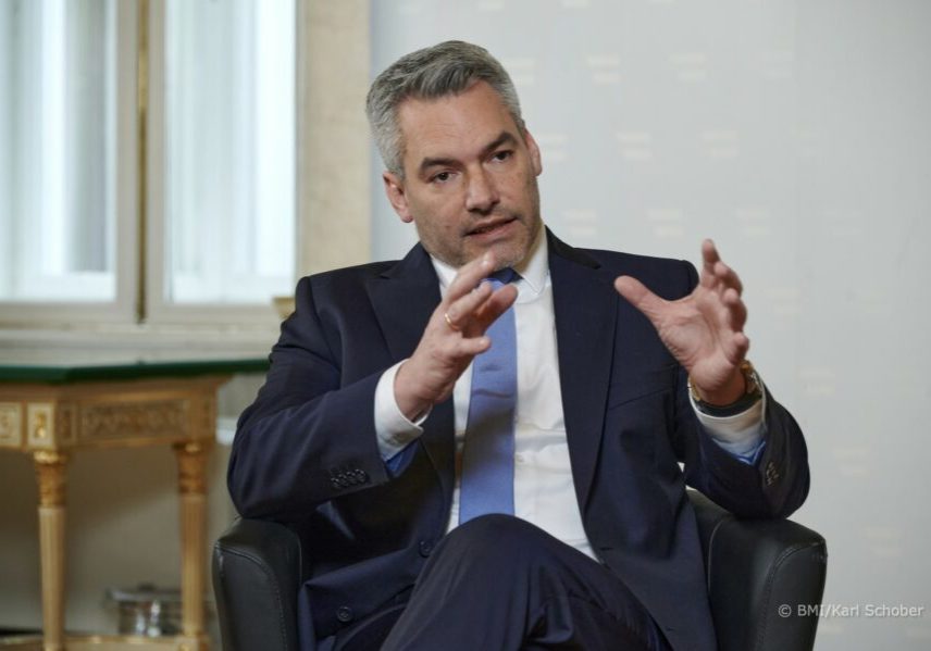 Neue Bereitschaftseinheit füllt eine Lücke: Innenminister Karl Nehammer; Foto: Karl Schober/BMI