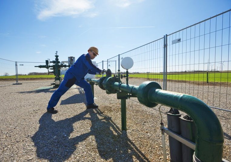 Österreich Energieversorgung ist gesichert, sagt Wirtschaftsminister Wolfgang Hattmannsdorfer (im Bild Pipeline für Gas aus Deutschland). Foto: OMV