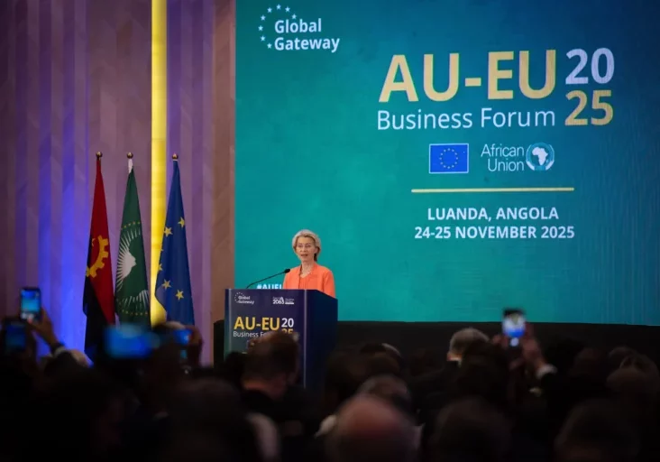 Neue Chancen durch Kooperation in Politik und Wirtschaft: EU-Kommissionspräsidentin Ursula von der Leyen 2025 beim Gipfel mit der Afrikanischen Union. Foto: Bka / Paul Gruber