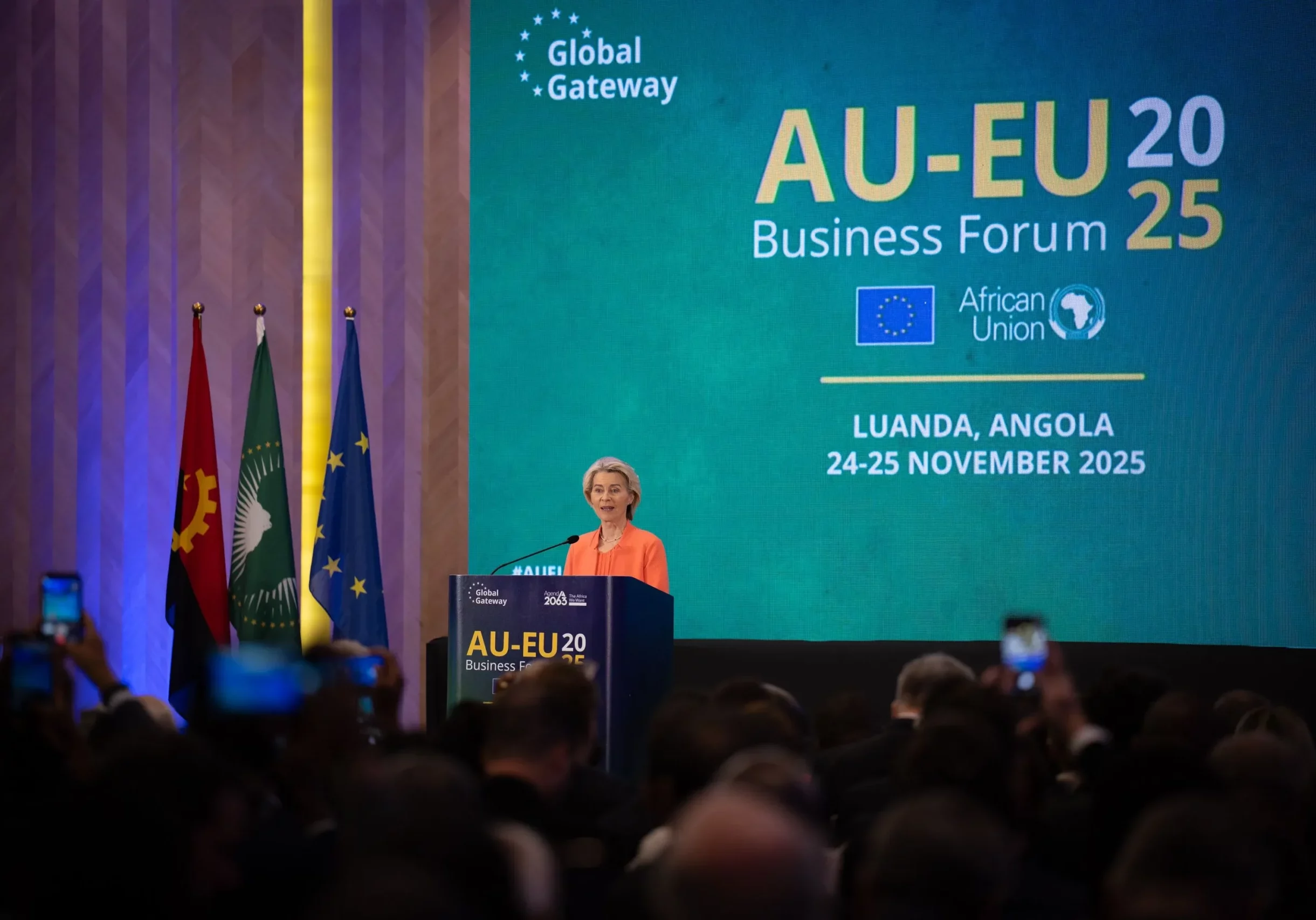 Neue Chancen durch Kooperation in Politik und Wirtschaft: EU-Kommissionspräsidentin Ursula von der Leyen 2025 beim Gipfel mit der Afrikanischen Union. Foto: Bka / Paul Gruber