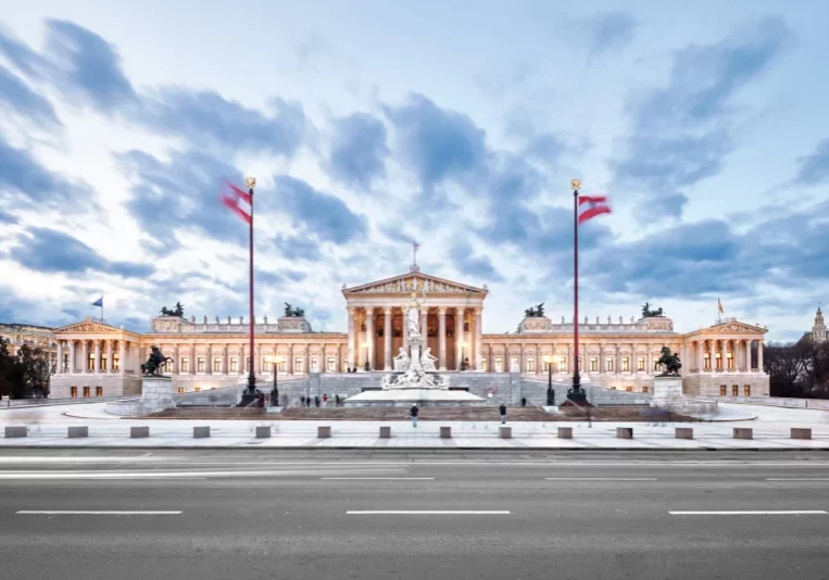 Im Parlament laufen bereits die Vorbereitungen für die Konstituierung des neuen Nationalrats. Foto: Parlamentsdirektion/Thomas Topf