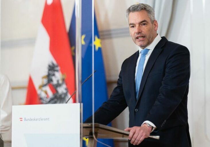 Verkündet Bundeskanzler Karl Nehammer noch diese Woche weitere Lockerungen? Foto: BKA / Florian Schrötter
