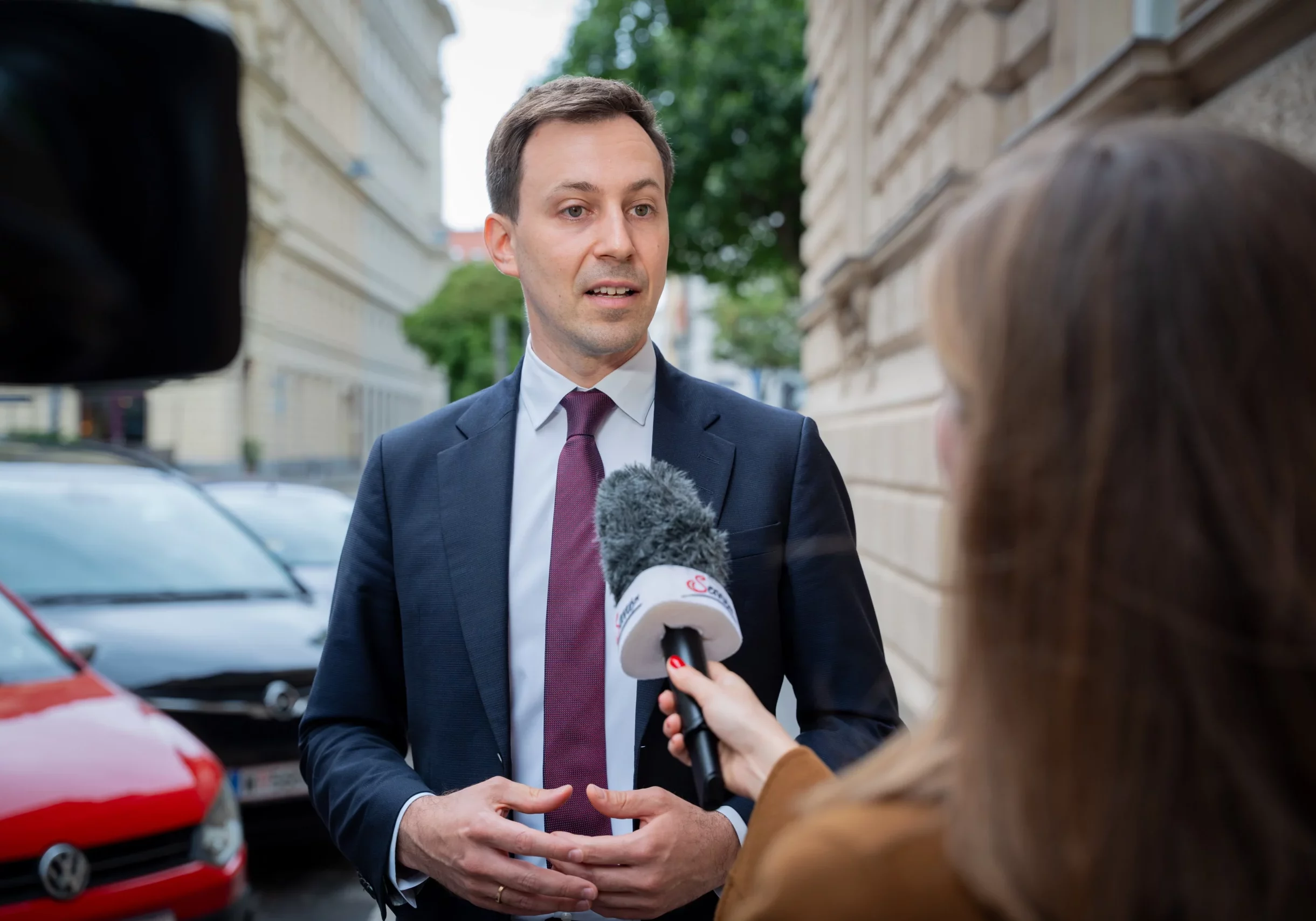 ÖVP-Generalsekretär Nico Marchetti gegenüber Servus-TV: In der Wehrdienstdebatte den Empfehlungen der Experten folgen. Foto: THR