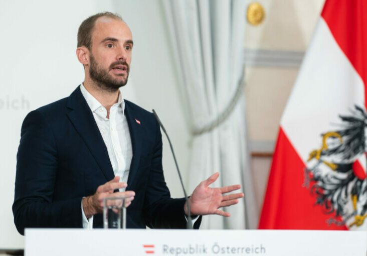 Pandemie, Krieg, Krise – Die letzten Jahre haben wir in der Digitalisierung den Perfect Storm erlebt. Jetzt gilt es das Momentum des Sturms zu nutzen, um die Digitalisierung in Österreich voranzubringen. Foto: BKA/Christopher Dunker