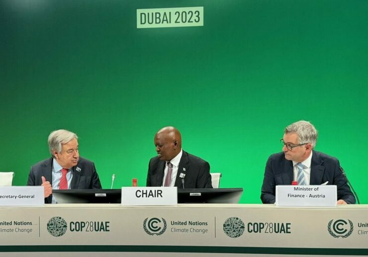 Finanzminister Magnus Brunner vertrat die österreichische Delegation bei der Weltklimakonferenz COP28 in Dubai und diskutierte mit UN-General Guterres. Foto: BMF