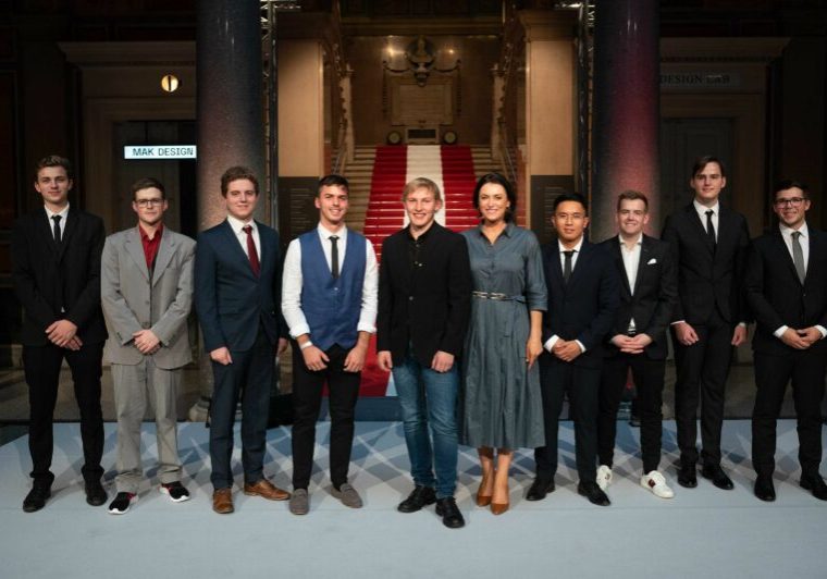 Bundesministerin Köstinger bei der Ehrung zum "Zivildiener des Jahres" 2020. Foto: BMLRT/ Paul Gruber