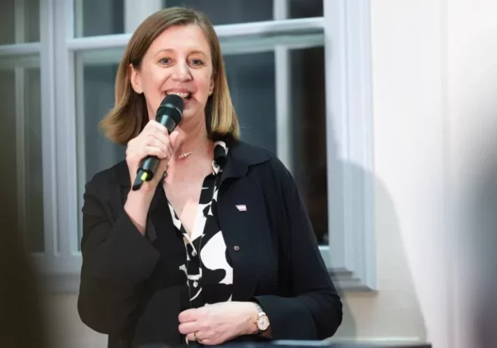 Von der Landesregierung der Steiermark in die Bundesregierung für Österreich: Staatssekretärin Barbara Eibinger-Miedl. Foto: BKA/Regina Aigner