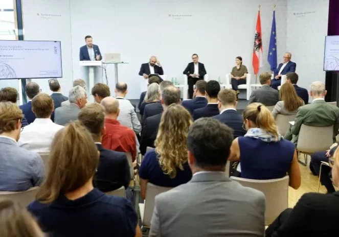 Mit einem breiten Dialog startet Finanzminister Magnus Brunner für Österreich eine nationale Carbon-Management-Strategie: Als zusätzliche Maßnahme soll Kohlendioxid verwertet und gespeichert werden können, um Klima zu schützen und den Wirtschaftsstandort attraktiv zu erhalten. Foto: Bka