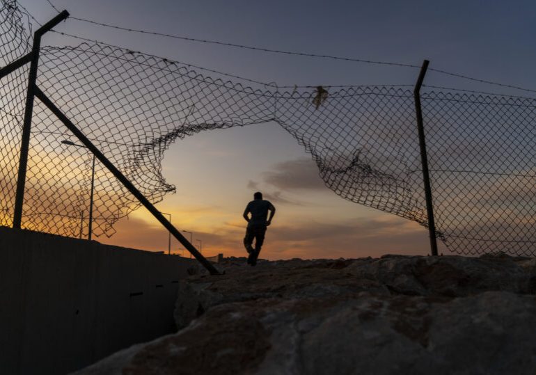 Die Beiden ÖVP-Abgeordneten im EU-Parlament Winzig und Mandl fordern vom EU-Gipfel konkrete Lösungen und Maßnahmen zum besseren Schutz der EU-Außengrenze. Foto: Stock/ozgurdonmaz