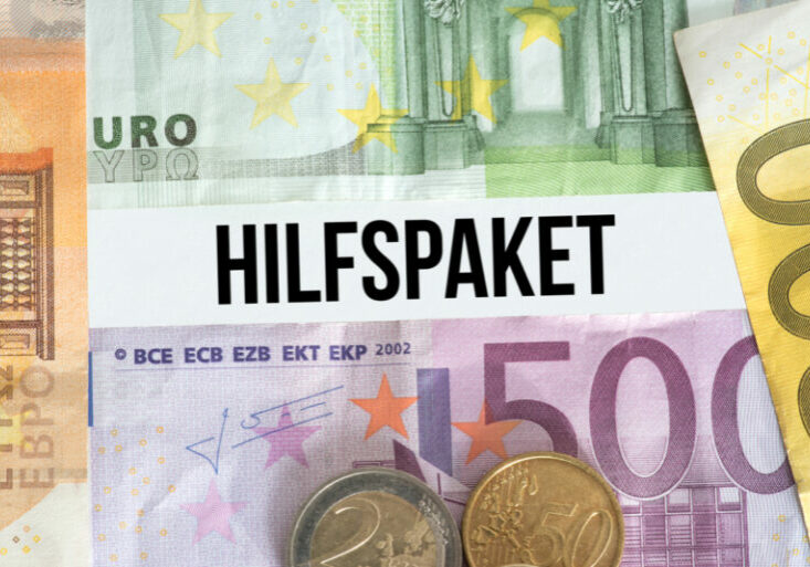Milliardenschwere Pakete wurden 2020 und 2021 aufgesetzt, um Unternehmen und Arbeitsplätze zu retten. Zwei Studien belegen nun: ohne Corona-Hilfen hätte es Massenpleiten und Massenarbeitslosigkeit gegeben. Foto: istock / Stadtratte