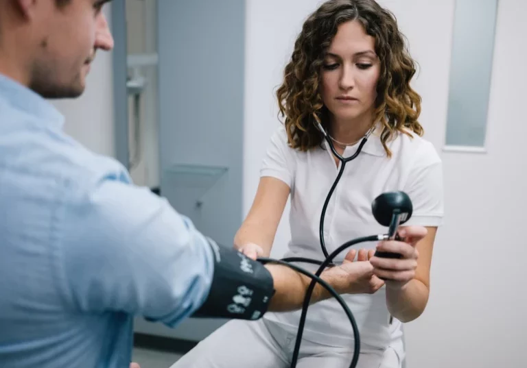 Die Reformpartnerschaft einigte sich auf eine Reihe von Maßnahmen und Reformen im Gesundheitsbereich. Foto: iStock/Marc Wiegelmann