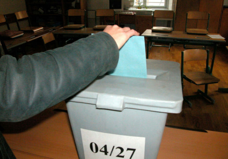 Die Stimmabgabe wird in Zukunft wesentlich erleichtert. Das Wahlrechtsänderungsgesetz 2023 geht nun in Begutachtung. Foto: istock / Elmar Gubisch