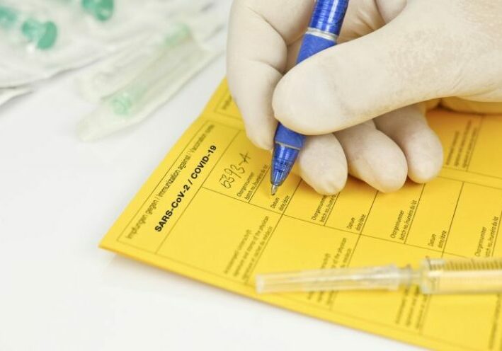 Mit der Impfpflicht hat man ein Werkzeug um schnell auf das Virus reagieren zu können. Foto: iStock Leonsbox