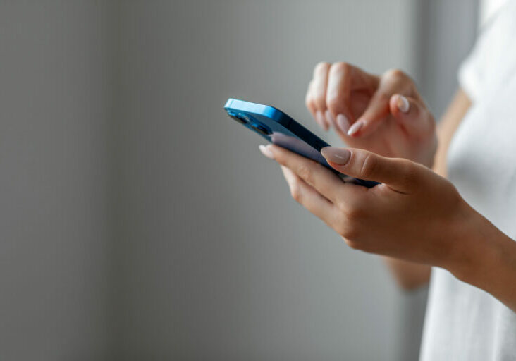 Der Mutter-Kind-Pass wird reformiert und kann künftig digital abgerufen werden. Foto: iStock/ bymuratdeniz
