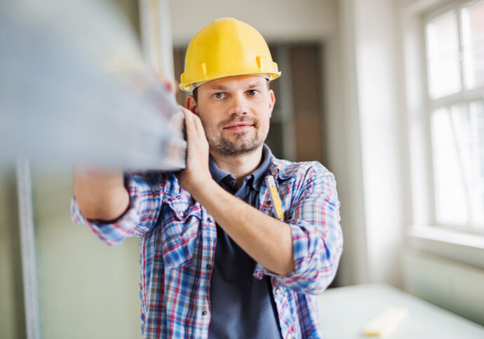 Der Arbeitsmarkt erholt sich weiter gut. So niedrig waren die Arbeitslosenzahlen zuletzt im Jahr 2008. Foto: istock / TommL