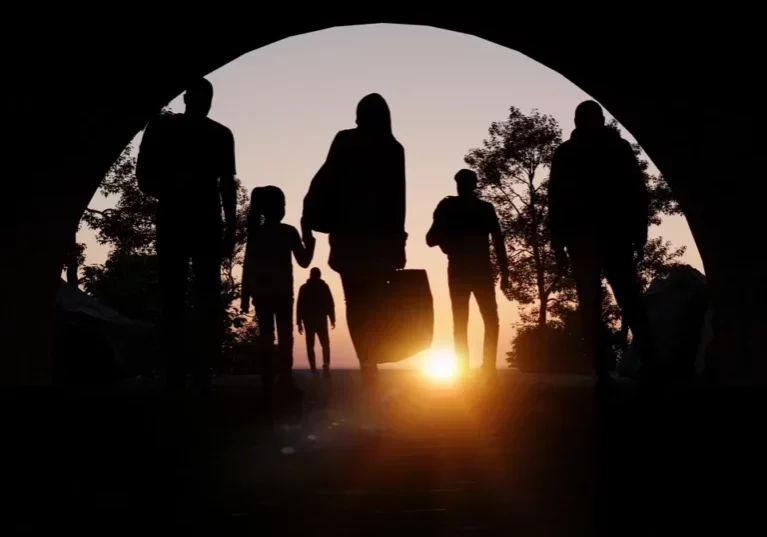 Der Familiennachzug nach Österreich soll gestoppt werden. Der Innenausschuss gab grünes Licht, der Beschluss im Nationalrat erfolgt noch diese Woche. Foto: iStock/Naeblys