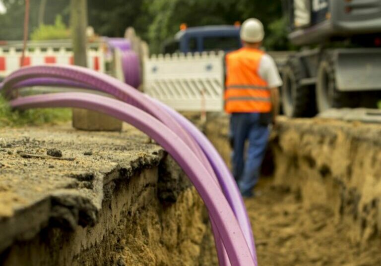 Der Breitbandausbau schreitet voran. 7 von 10 Haushalte verfügen bereits über einen Gigabitanschluss. . Foto: iStock deepblue4you