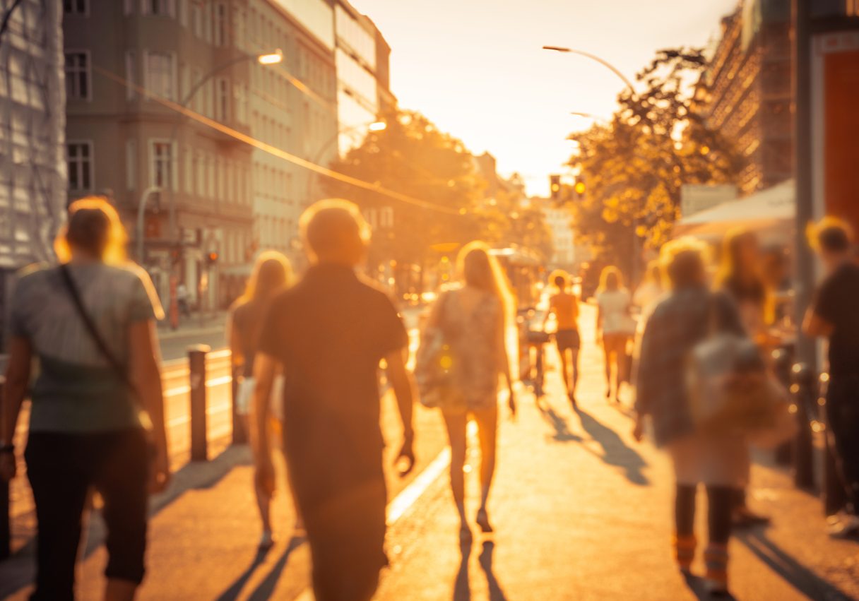 Wie profitieren junge Menschen vom Entlastungspaket der Bundesregierung?Foto: iStock/ Nikada